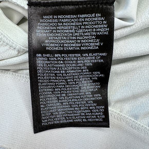 THE NORTH FACE womens  shorts size XXL tin grey‎ moisture control  fabric NWT - Picture 7 of 9